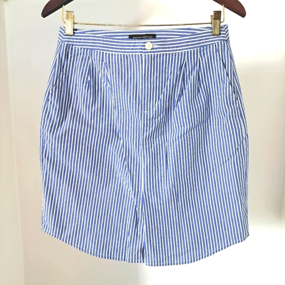 Banana Republic Dresses & Skirts - Banana Republic | Blue & white striped womans mini skirt with underlining